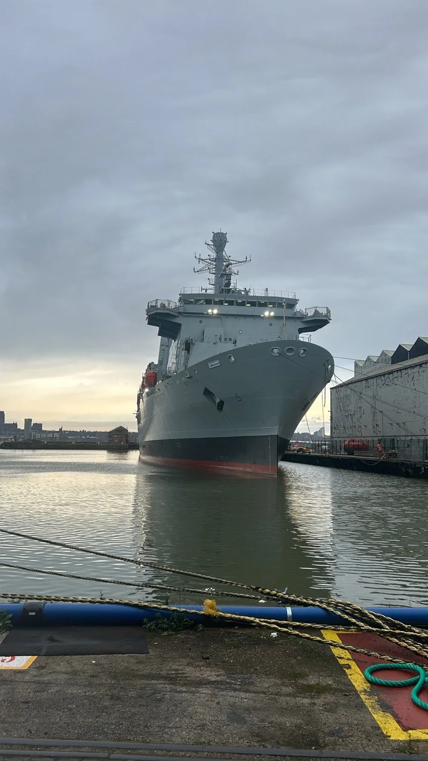 Large support vessel alongside